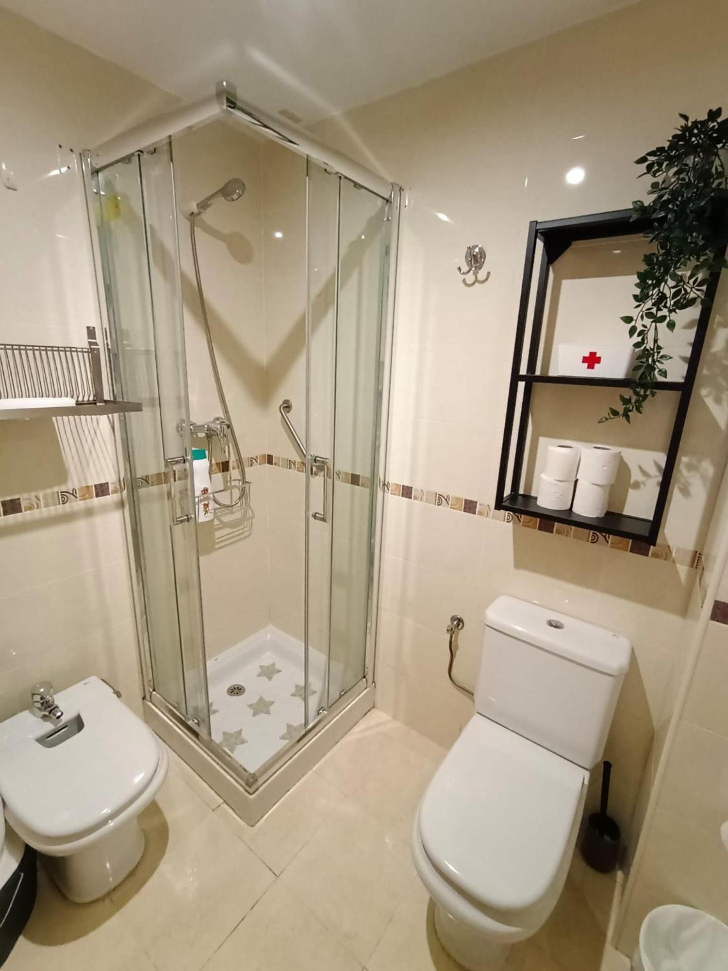 Apartament Monisimo Apartamento En Centro Historico De Malaga Con Parking Zewnętrze zdjęcie